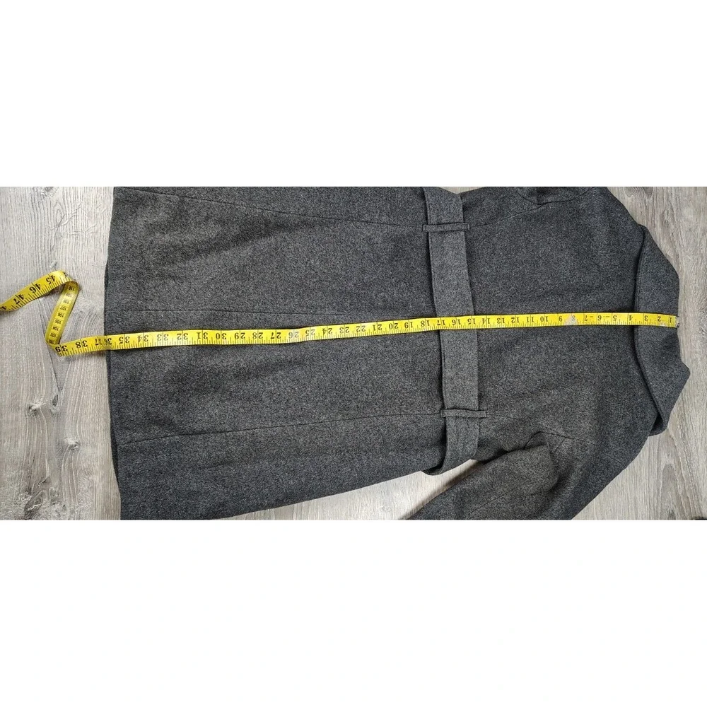 H&M Conscious‎ Women's Gray Wool Blend Belted Wrap Coat Long Sleeve Size 4 Lined